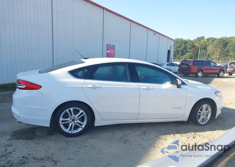 2018 Ford Fusion Hybrid Se z USA, uszkodzony, nr VIN 3FA6P0LU0JR208598